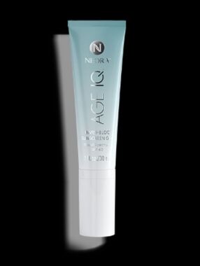 Neora AGE IQ UV Block Sunscreen Gel - Light Aqua